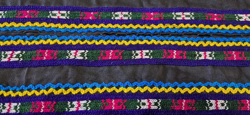 Национальная вышивка