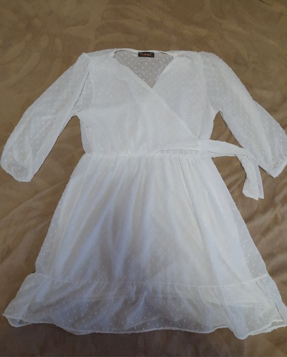 Срочно продам платья