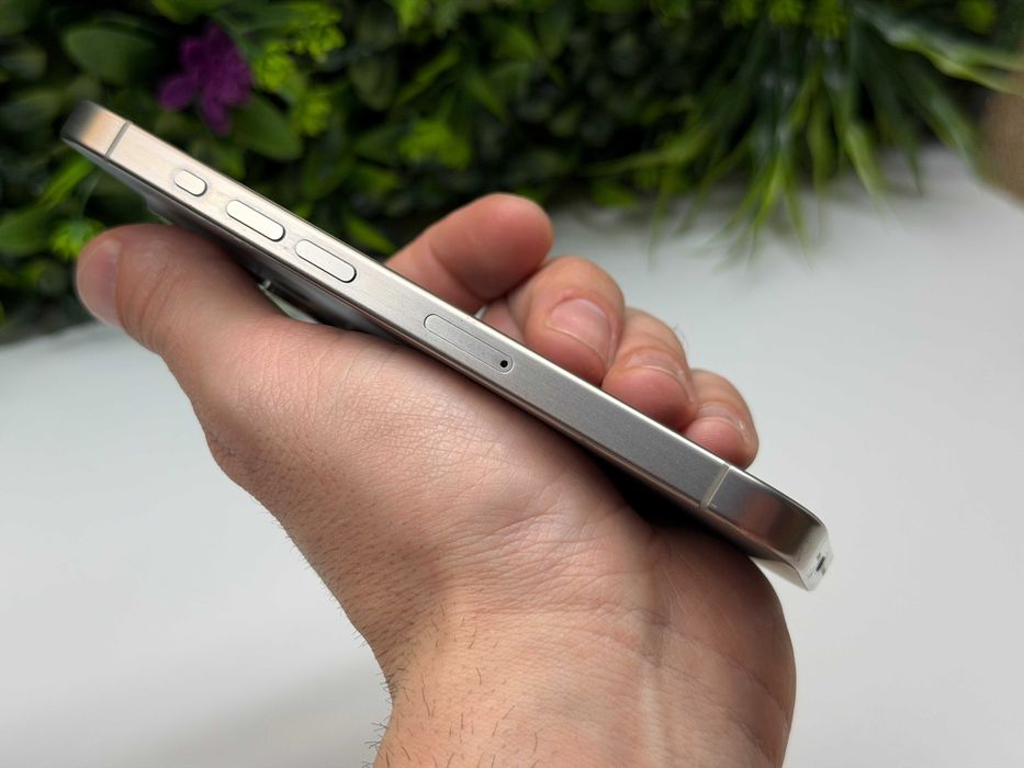 iPhone 15 Pro 128GB Natural Titanium