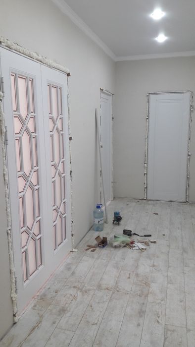 Услyга плотника.  Двери ламинат Армстронг итд