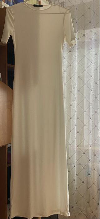 Продам платье белое