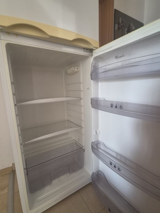 frigider cu congelator Whirlpool