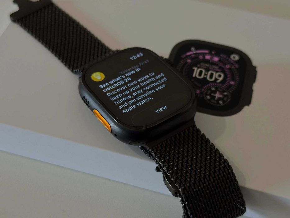 Бартер! Като НОВ! 16м.Гаранция! Apple Watch Ultra 3 Milanese Loop Black Titanium (Черен)