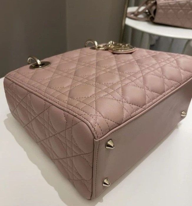 Geanta nude Dior Lady Medium,accesorii metalice,saculet, etichetă