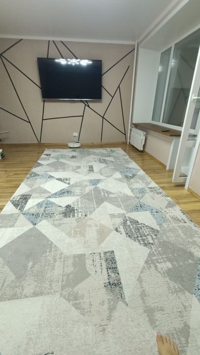 Продам 3  комнатную квартиру