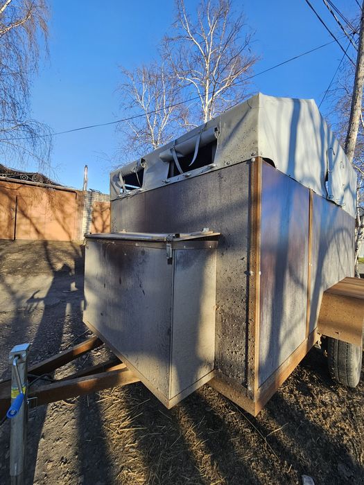 Коневозка прицеп