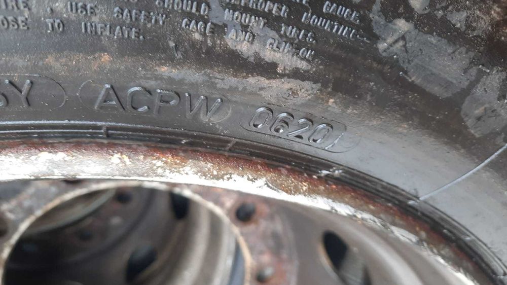 Anvelope 275/70-22,5 second-hand dunlop / semperit