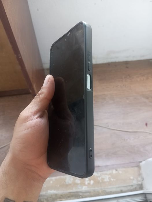 Продам Honor X7b, 8+8/128