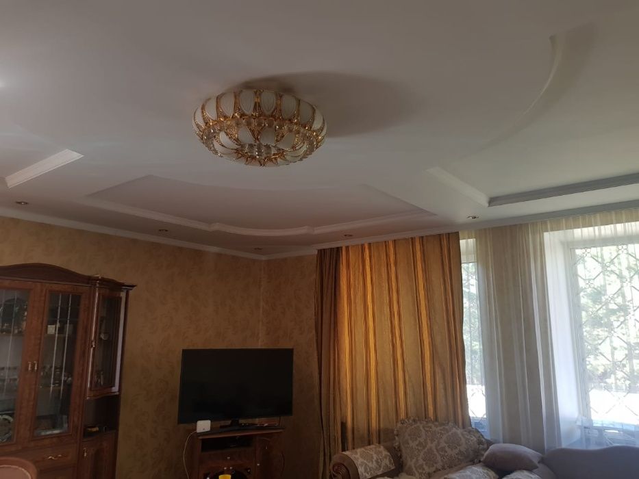 Продам дом 6-комнатный