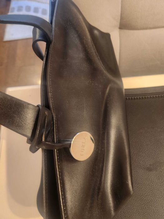 Черна малка чанта FURLA