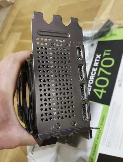 PNY GeForce RTX 4070Ti 12GB VERTO Triple Fan DLSS 3 , Видео карта