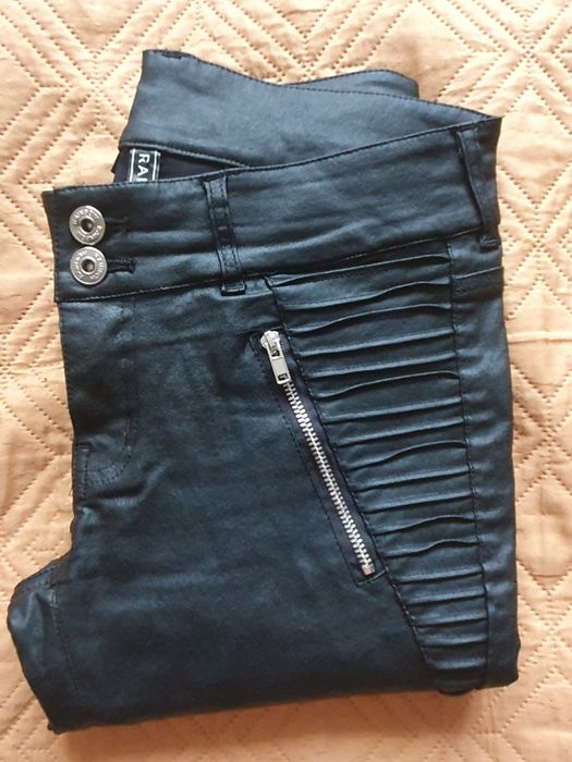 Pantaloni imitatie piele