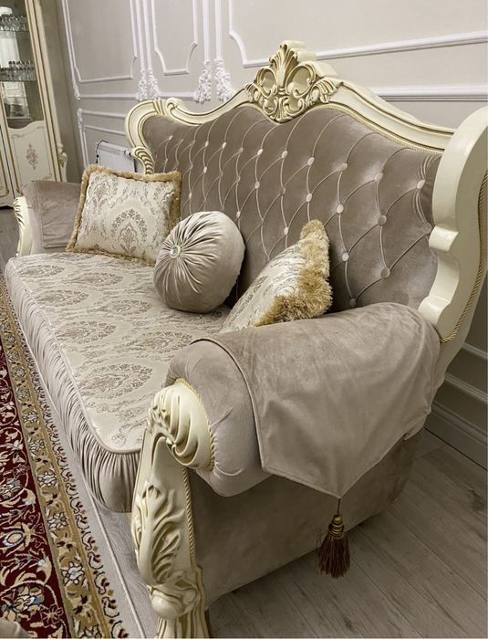 Диваны из дерева