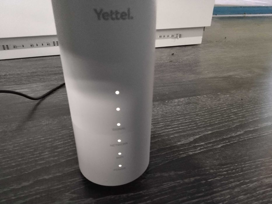 страхотен ултра бърз 5G СИМ рутер за мобилен интернет на Иетел