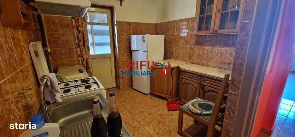Apartament 3 camere de vanzare zona Centru