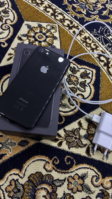 Iphone 8 64gbbbb