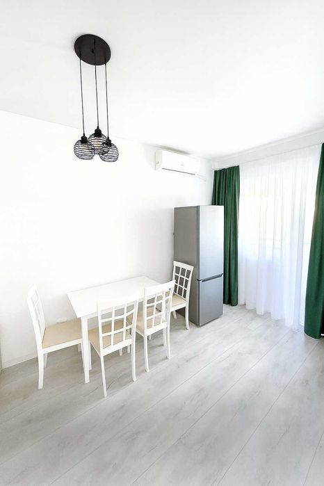 Persoana Fizica Inchiriez apartament cu doua camere