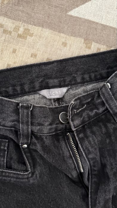 Продам джинсы Lichi размер S