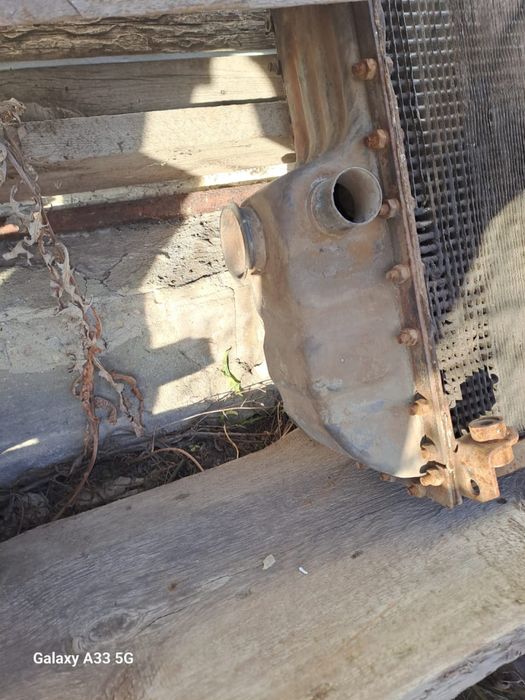 Продам радиатор от уазика 469