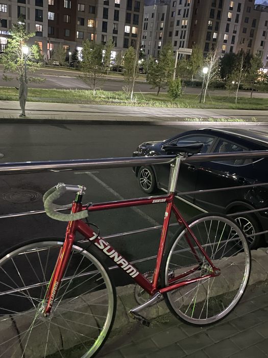 тсунами fixed gear