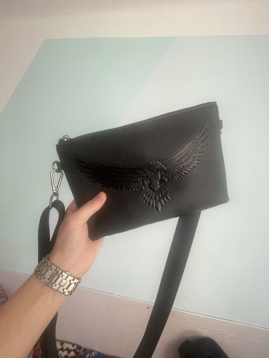 Продам черную барсетку