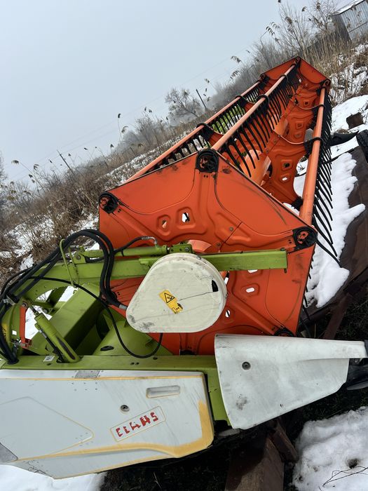 Claas tucano жактки