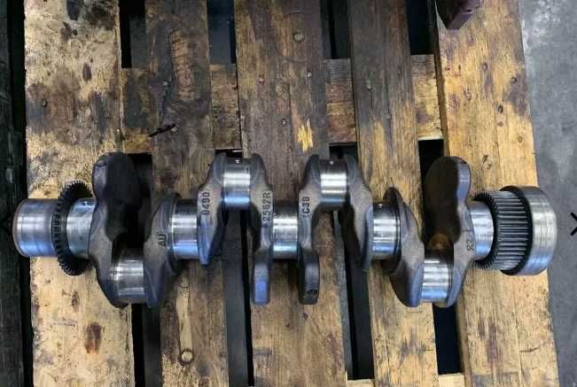 Arbore cotit (vibrochen) original Volvo  cod 23018410