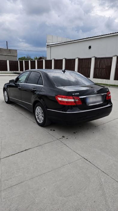 Mercedes E200 Automat