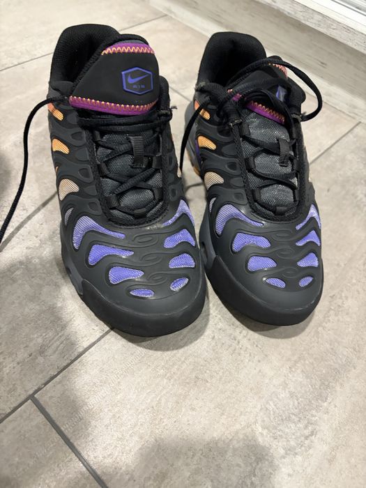 Маратонки Nike air max plus Drift 37,5н