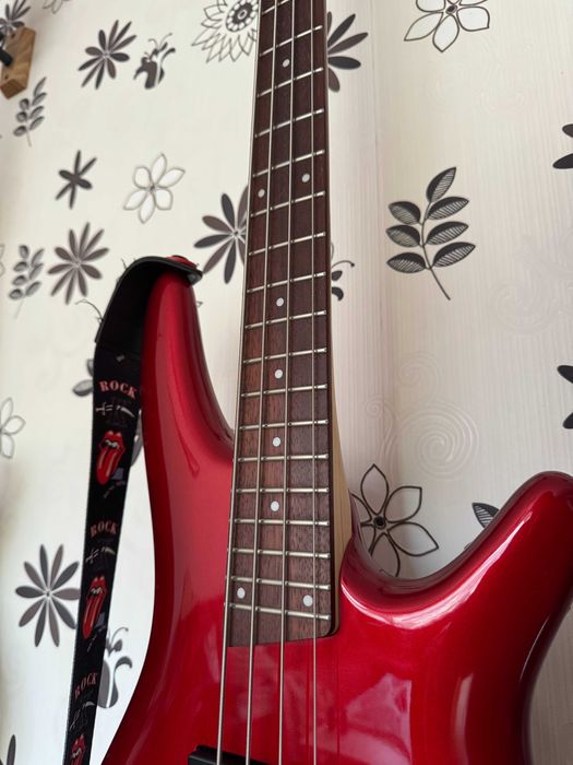 Бас китара Ibanez SR300EB-CA Candy Apple