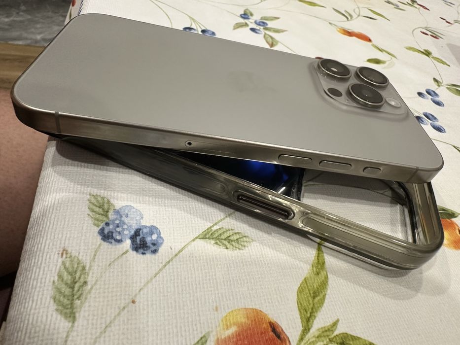 Iphone 15 PRO 256 sim и esim