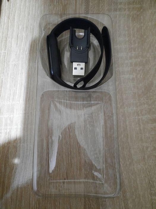 Смарт часы срочна продажа новый