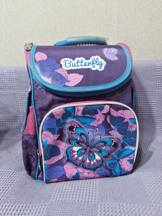 Продам рюкзак школьный