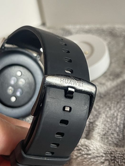 Смарт часовник HUAWEI GT 2 42mm