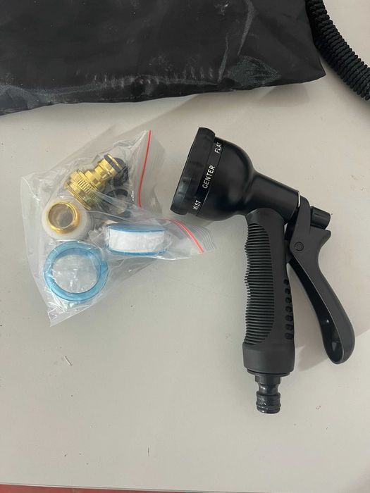 Furtun de grădină flexibil, extensibil, cu pistol de stropit