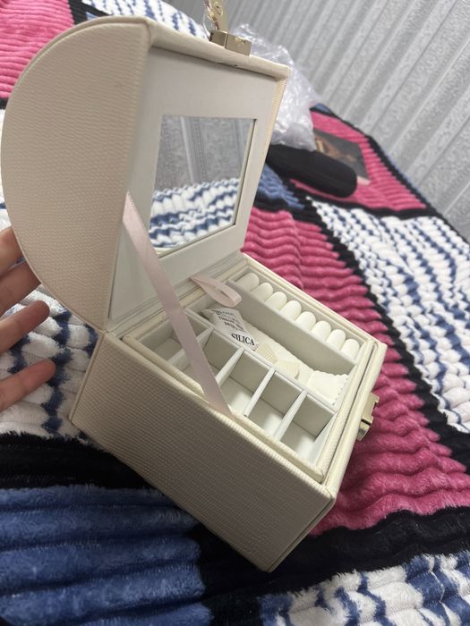 Сумка шкатулка для украшений