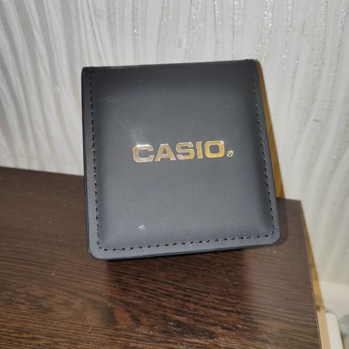 Часы Casio новые