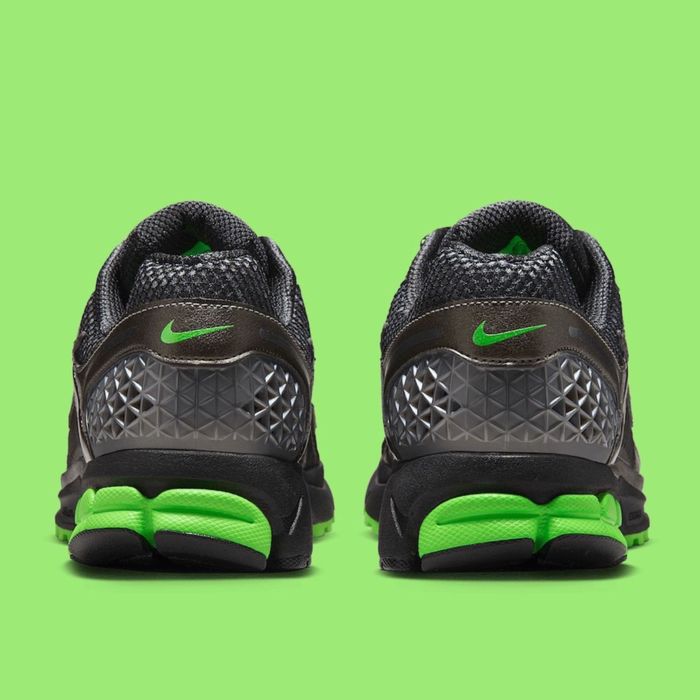 Оригинални мъжки маратонки Nike Zoom Vomero 5 IB2988-001