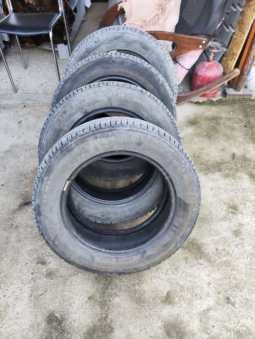 205/65/16 гуми за бус