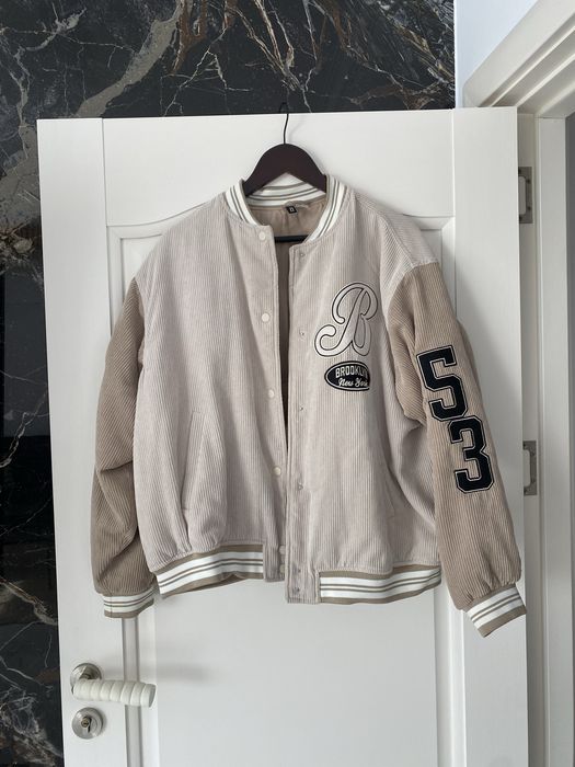 Geacă varsity / college H&M din raiat bej - mărimea M