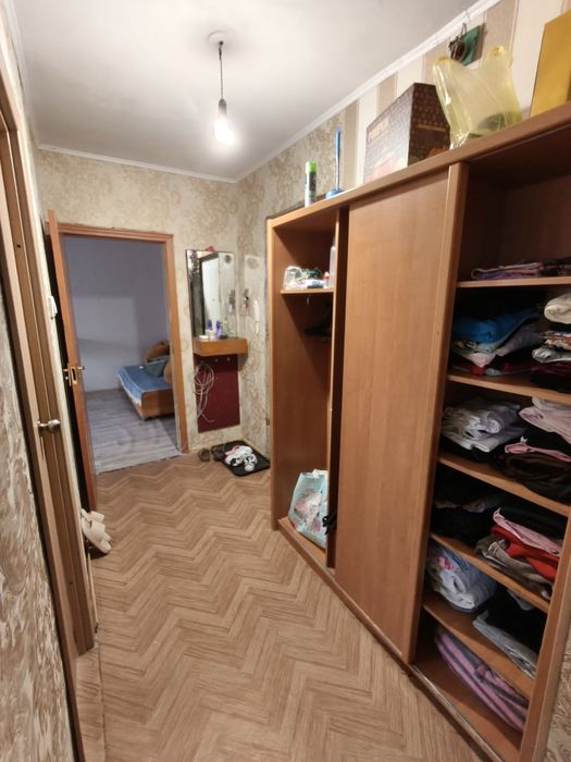 подселение девушки