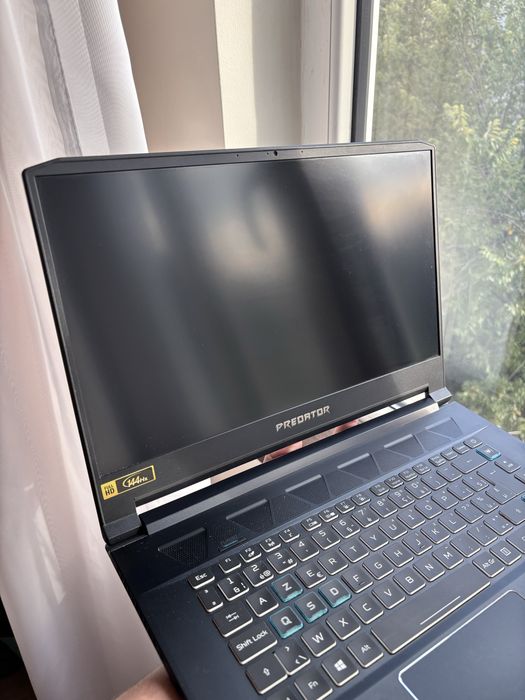 Display Laptop Acer Predator Triton 500 - 15.6" FHD 144Hz