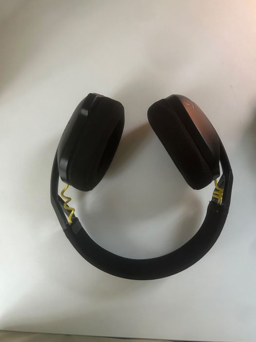 Наушники от Logitech