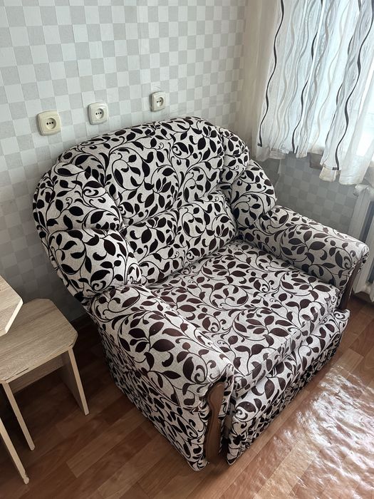 Продам раскладные кресла 2шт