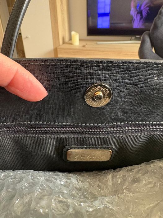 Дамска кожена чанта Furla