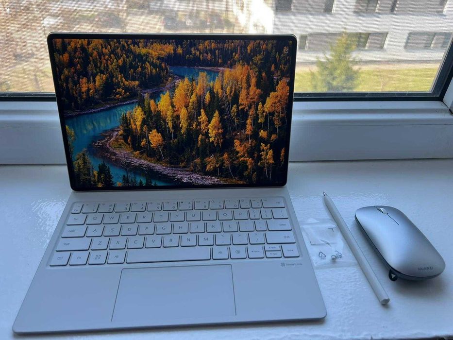 Huawei MatePad Pro 12.2" – Premium Gold + pix + mouse