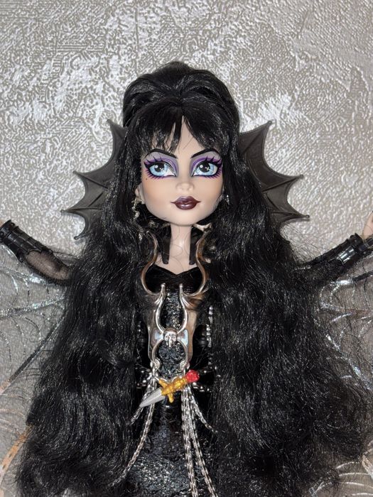 elvira skullector monster high