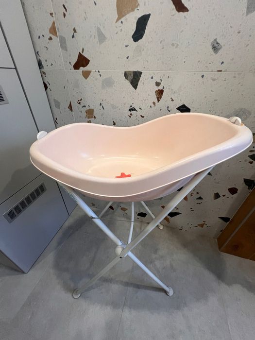 Вана за бебе със стойка Bebe Konfort