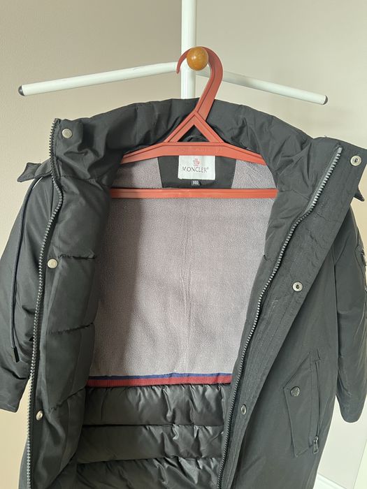 Зимняя куртка на мальчика.