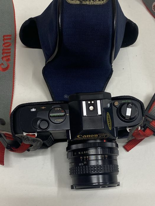 Aparat foto analog Canon T 50- obiectiv Tokina RMC 28 mm